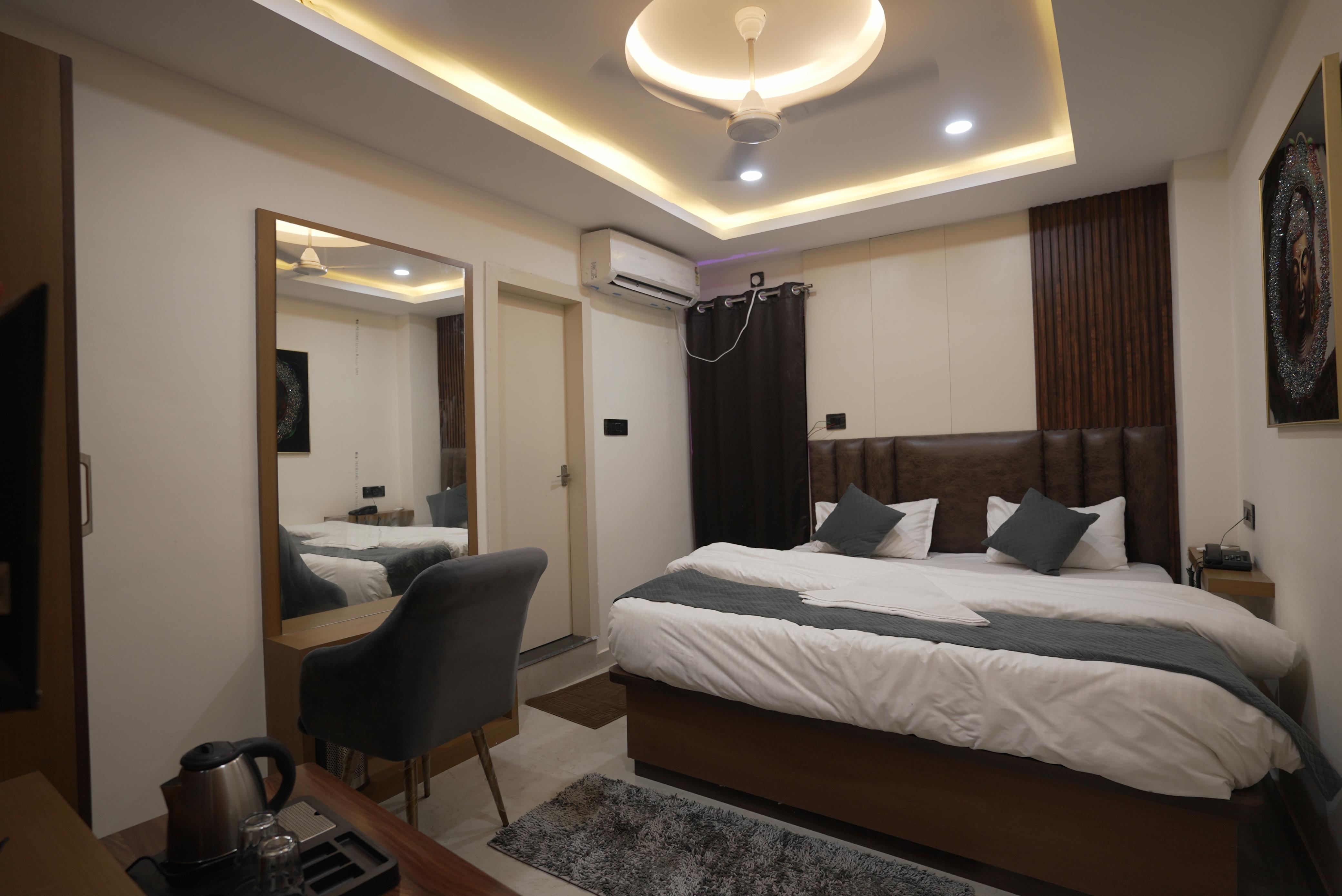 Room image 3